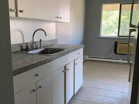5th image of 454 Prospect St #2004