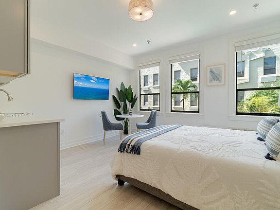 3rd image of 235 Sunrise Avenue #2044