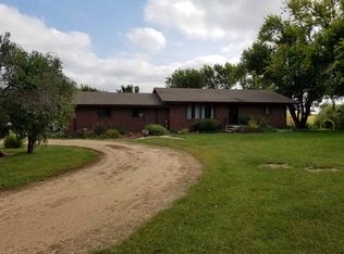 9573 W Hickory Rd, De Witt, NE 68341