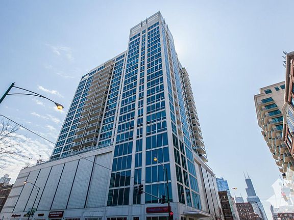 3rd image of 759 N Orleans St #2009