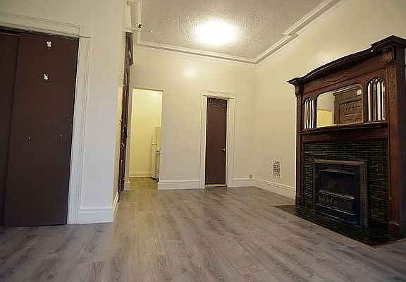 2nd image of 1140 Bergen St #2
