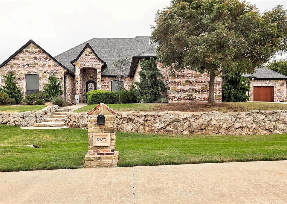 1st image of 3450 Sarah Dr