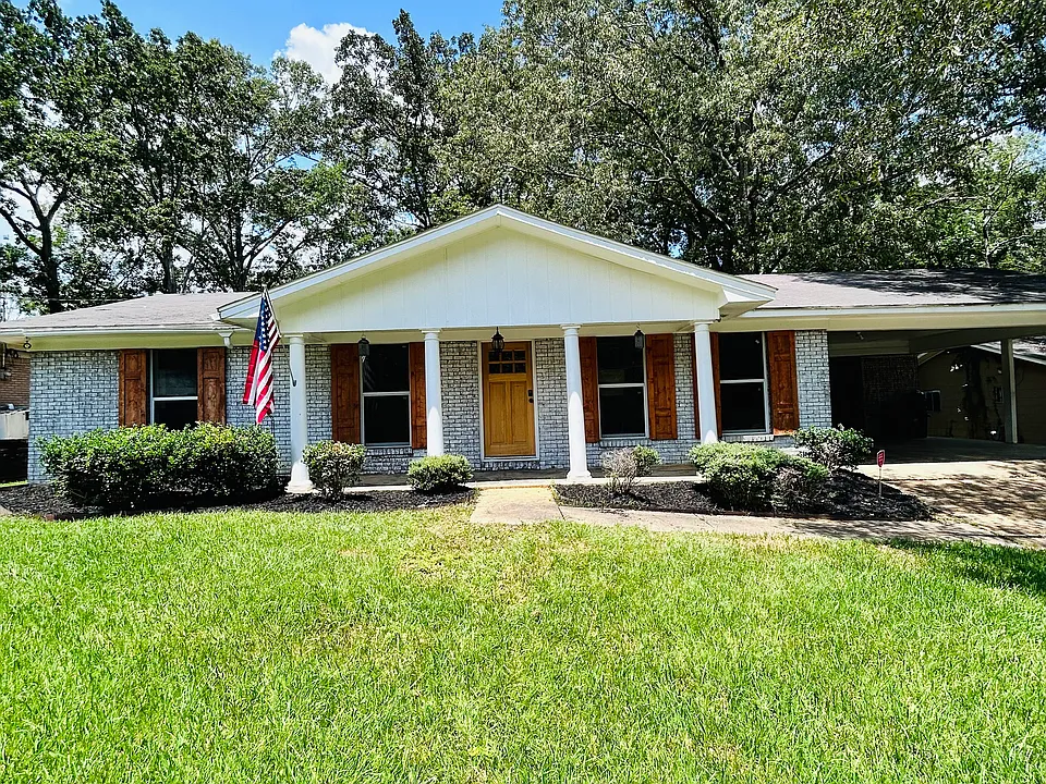 1764 Southhaven Cir
