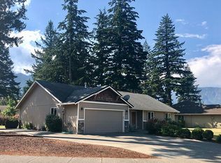 3207 Sunset Dr, North Bonneville, WA 98639