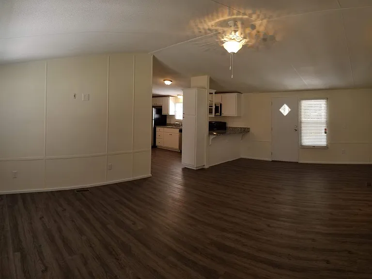 135 Jo Katherine Ln — Photo 7