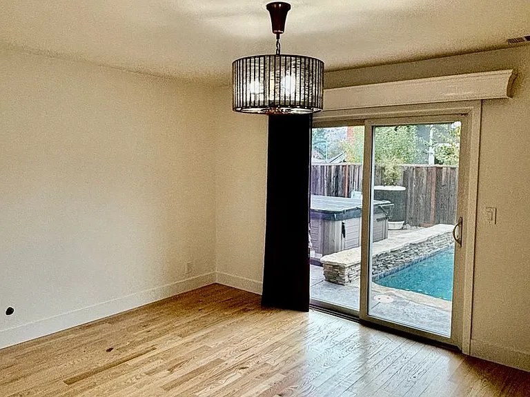 5464 Anselmo Ct — Photo 29