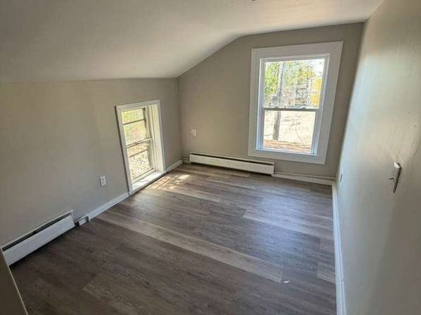 208 Utica St APT 2