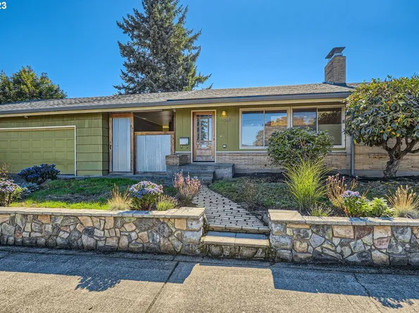 3708 NE Rosa Parks Way, Portland, OR 97211