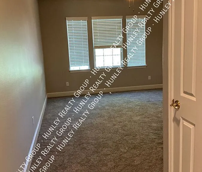 16237 Maricopa Ln — Photo 8