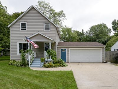 2228 Brook Dr, Kalamazoo, MI, 49048