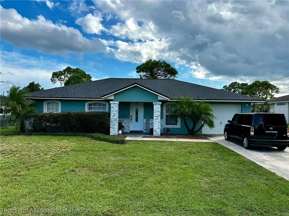 3501 Bristol St, Sebring, FL 33872