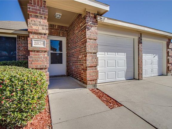 2nd image of 2828 Goldfinch Dr