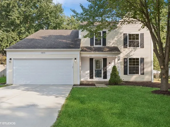 1455 Greenridge Ave, Algonquin, IL 60102