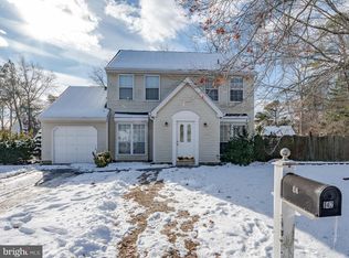 142 Seminole Ct, Galloway, NJ 08205