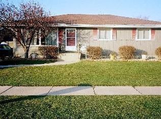 2121 41st Pl, Highland, IN 46322