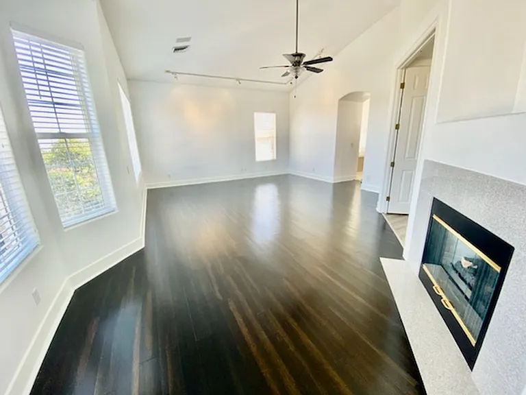 9800 Camden Hills Ave — Photo 22