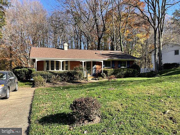 3rd image of 3811 Ivydale Dr