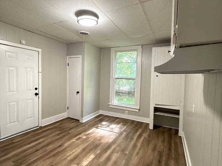 808 Tyus St — Photo 12