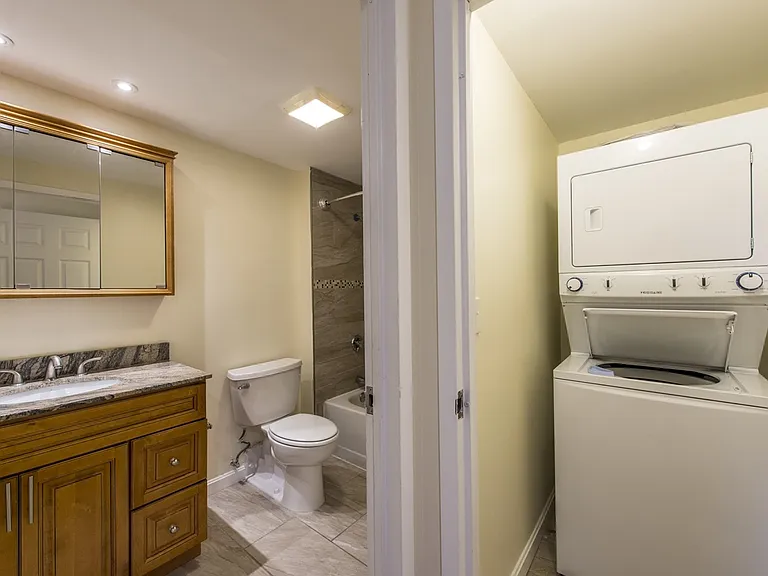 750 Highland Ave #1 — Photo 5