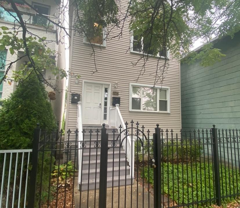1st image of 2457 W Moffat St #1