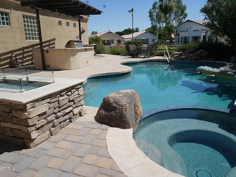 3340 S Camellia Pl — Photo 1