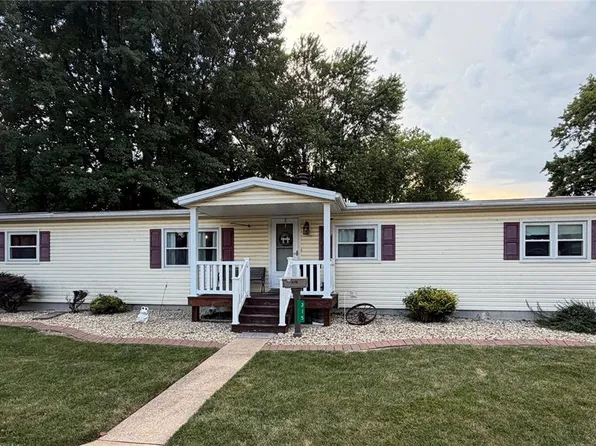 315 N Independence St, Mascoutah, IL 62258