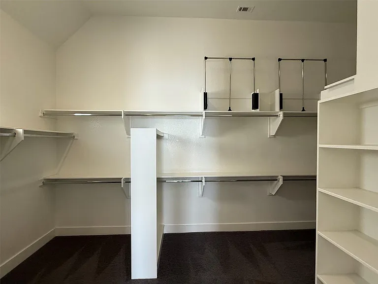6117 Seville Dr — Photo 27