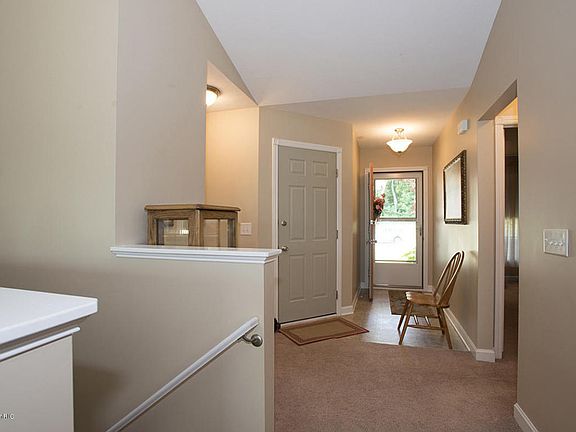 5th image of 8878 Macywood Ln