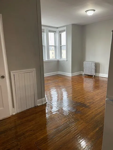 Building Photo - 413 S 42nd St #11