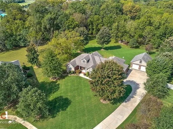4 Dayne Ln, Bentonville, AR 72712