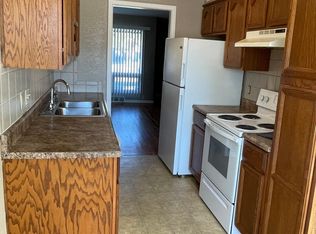 6125 E Harry St, Wichita, KS 67218