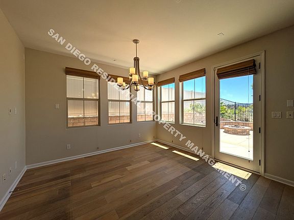 3rd image of 6705 Golden Glen Ln