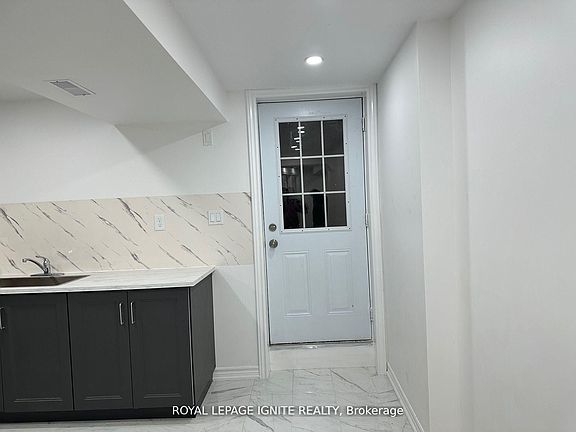 5th image of 111 Misty Hills Trl #Basement