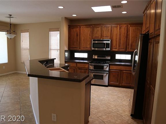 5th image of 4565 Largo Cantata St