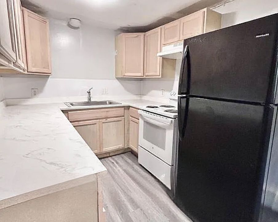 1st image of 61 School St #61A