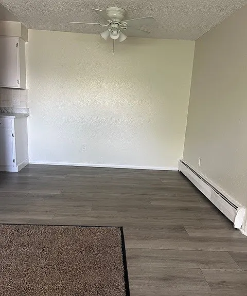 Orchard Glen Apartments — Photo 20