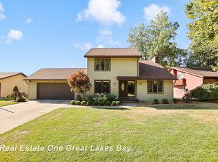 4197 Firethorn Dr, Saginaw, MI 48603