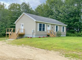 105 Ridge Rd, Peru, ME 04290