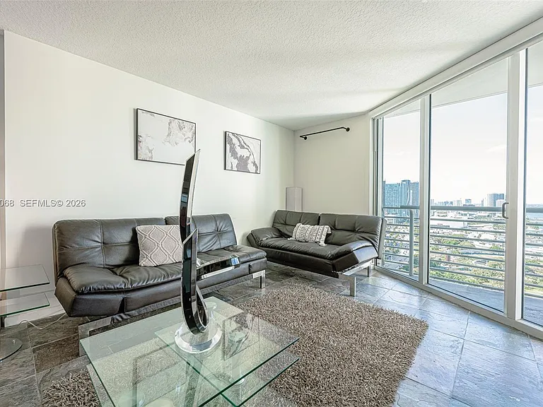 325 S Biscayne Blvd #3624 — Photo 4