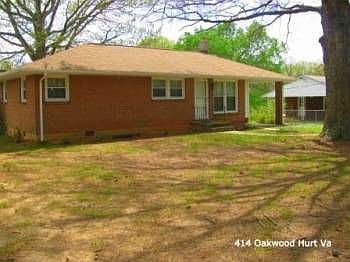 3rd image of 414 Oakwood Dr