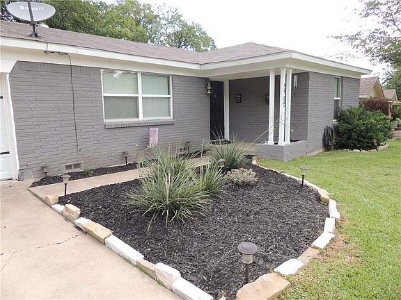 4th image of 5905 Circular Dr