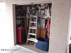 4th image of 1919 E Cherry Hills Dr