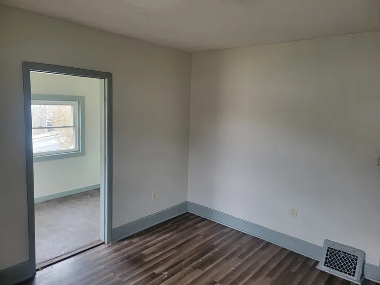 200 E Prince St — Photo 3