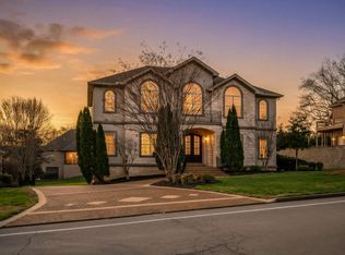 528 Ridgecrest Ln, Lebanon, TN 37087