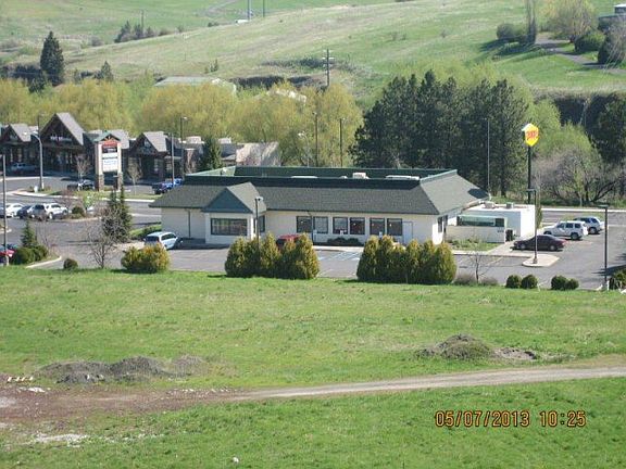 4th image of 1170 SE Bishop Blvd