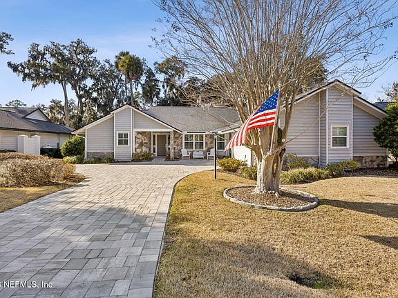 2nd image of 3025 CYPRESS CREEK Drive E