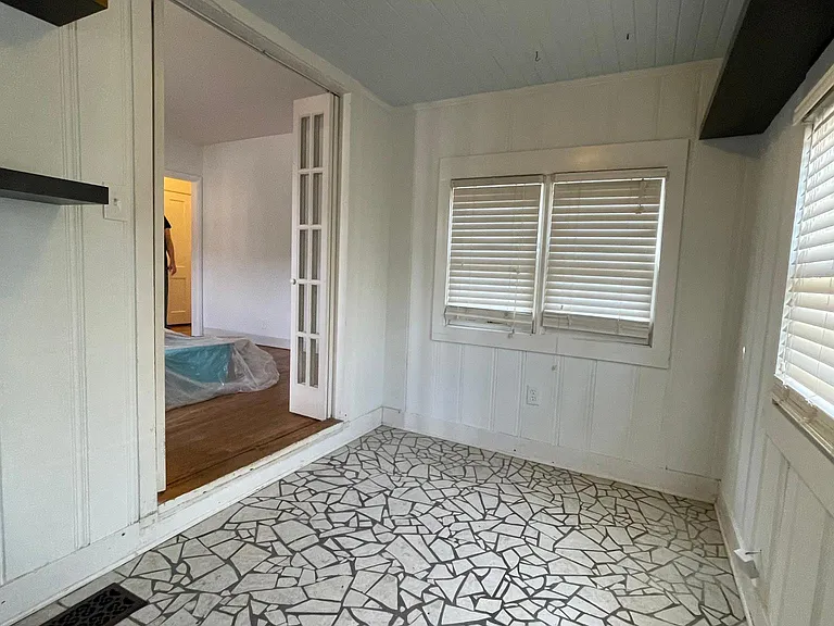 1173 Avondale Ave SE — Photo 4