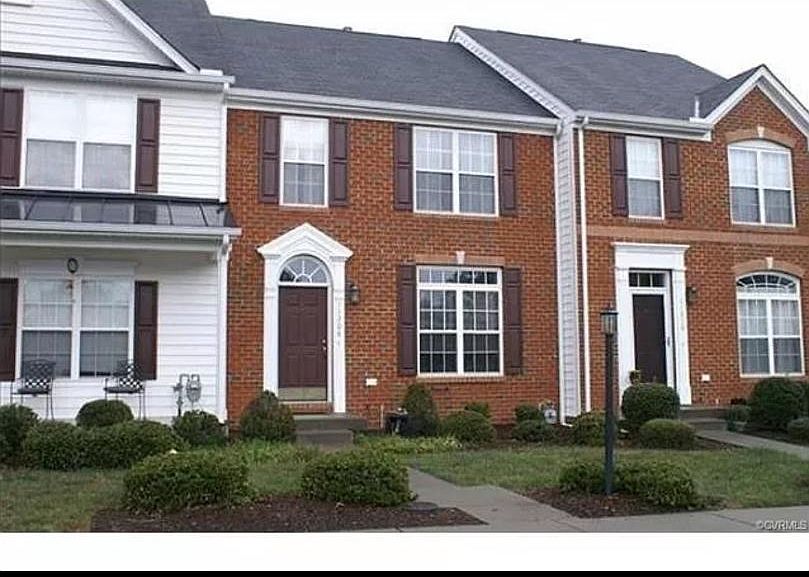 1st image of 11208 Abbots Cross Ln
