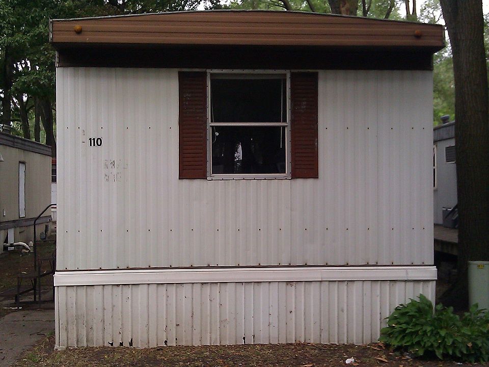 1st image of 2709 Capitol Ave Trlr 110