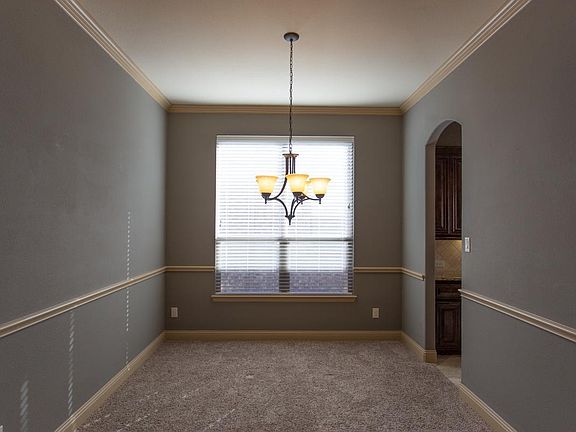 3rd image of 8344 Meadow Sweet Ln